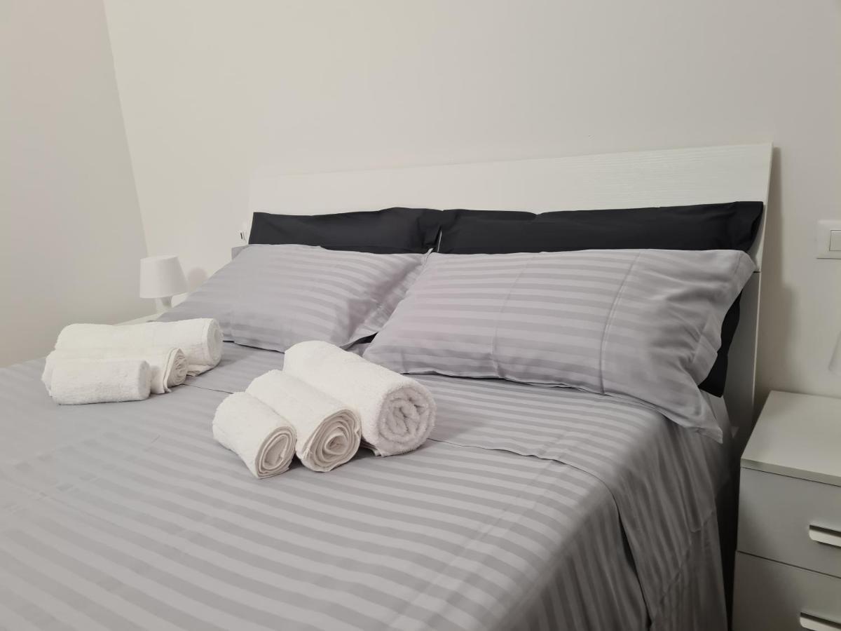 Lu.Na Apartment Bologna Ngoại thất bức ảnh
