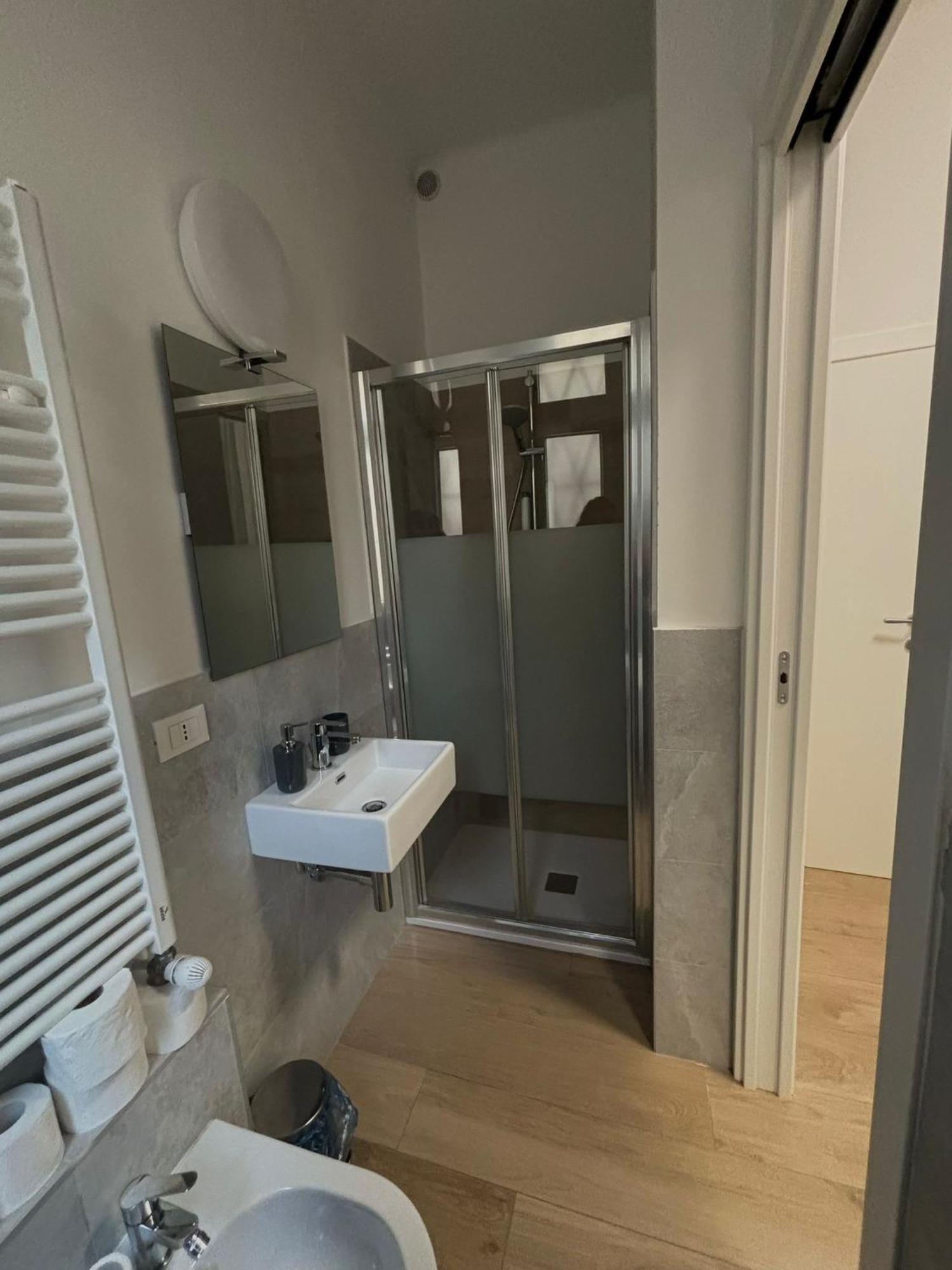 Lu.Na Apartment Bologna Ngoại thất bức ảnh